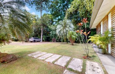 PROPERTY HOUSE WITH POOL ACCESS AND 2 CABINS, IN OJOCHAL – 1.38 ACRES