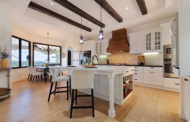 CASA ORQUIDEA – LUXURY HOME WITH OCEAN VIEWS IN GATED COMMUNITY