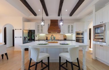 CASA ORQUIDEA – LUXURY HOME WITH OCEAN VIEWS IN GATED COMMUNITY