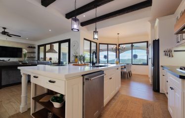 CASA ORQUIDEA – LUXURY HOME WITH OCEAN VIEWS IN GATED COMMUNITY