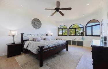 CASA ORQUIDEA – LUXURY HOME WITH OCEAN VIEWS IN GATED COMMUNITY