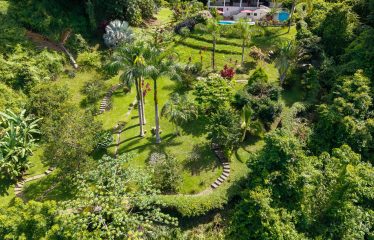 CASA ORQUIDEA – LUXURY HOME WITH OCEAN VIEWS IN GATED COMMUNITY