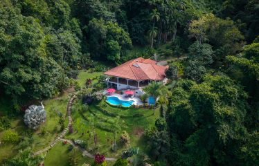 CASA ORQUIDEA – LUXURY HOME WITH OCEAN VIEWS IN GATED COMMUNITY