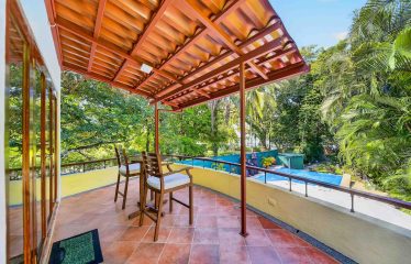 EXCLUSIVE OCEANFRONT SANCTUARY WITH TWO HOUSES, IN MANUEL ANTONIO – 0.29 ACRES