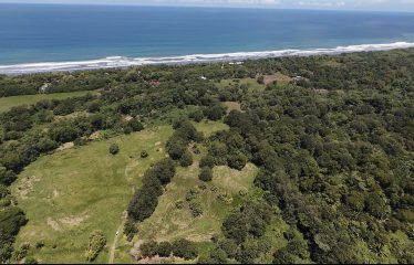 GREAT BEACHFRONT DEVELOPMENT OPPORTUNITY, IN SAVEGRE MATAPALO – 81 ACRES