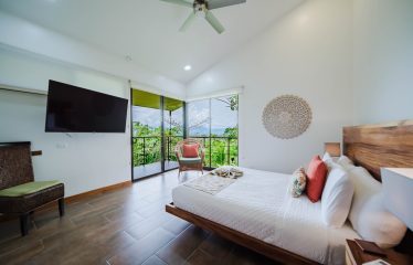 VISTA VERDE: EXCLUSIVE TROPICAL RETREAT, IN MANUEL ANTONIO – 1.37 ACRES