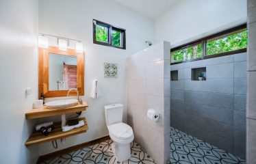 VISTA VERDE: EXCLUSIVE TROPICAL RETREAT, IN MANUEL ANTONIO – 1.37 ACRES
