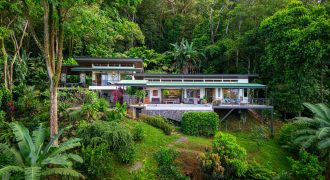 CASA MERAKI: RESIDENCE WITH PACIFIC VIEWS AND INFINITY POOL, IN UVITA
