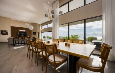 LUXURY RESIDENCE WITH INFINITY POOL AND OCEAN VIEW, IN DOMINICALITO