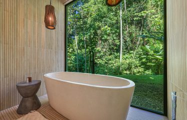 NEW-BUILD TROPICAL RESIDENCE WITH OCEAN VIEWS, IN PLAYA HERMOSA – 1.46 ACRES
