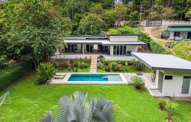 RIVERFRONT PROPERTY NEAR UVITA – PERMANENT RIVER, CASCADES & NATURAL SWIMMING POOLS