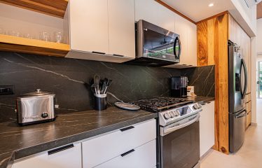 RIVERFRONT PROPERTY NEAR UVITA – PERMANENT RIVER, CASCADES & NATURAL SWIMMING POOLS