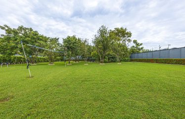 A TROPICAL RESIDENCE DESIGNED FOR LIVING AND ENJOYING, NEAR TO PARRITA – 1.12 ACRES