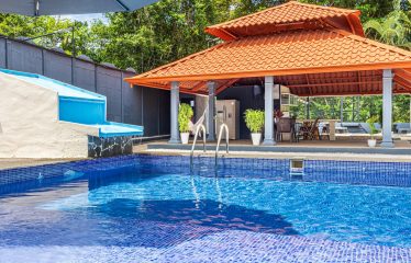 A TROPICAL RESIDENCE DESIGNED FOR LIVING AND ENJOYING, NEAR TO PARRITA – 1.12 ACRES