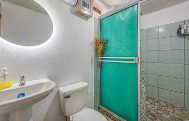 A TROPICAL RESIDENCE DESIGNED FOR LIVING AND ENJOYING, NEAR TO PARRITA – 1.12 ACRES