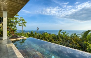 HERMOSA RETREAT OCEAN VIEW: LUXURY RESIDENCE WITH PACIFIC VIEWS, IN PLAYA HERMOSA