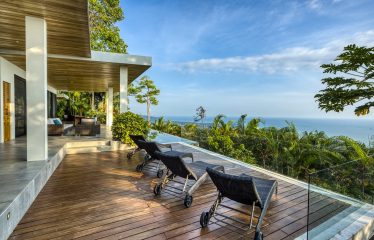 HERMOSA RETREAT OCEAN VIEW: LUXURY RESIDENCE WITH PACIFIC VIEWS, IN PLAYA HERMOSA