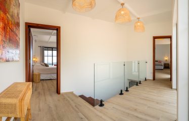 MODERN 3-BEDROOM HOME WITH OCEAN VIEWS, IN OJOCHAL – 0.16 ACRES