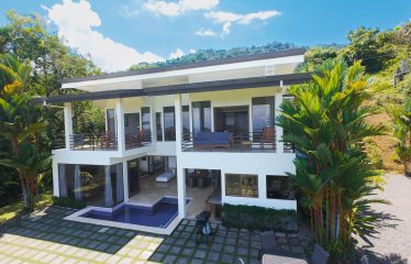 PRIVATE 4-BEDROOM RESIDENCE WITH PANORAMIC OCEAN VIEWS, IN DOMINICALITO – 1.48 ACRES