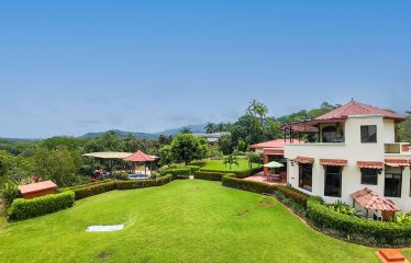 TROPICAL PROPERTY WITH HOUSE AND SUITE, IN NARANJITO – 1.7 ACRES