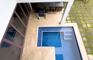 PRIVATE 4-BEDROOM RESIDENCE WITH PANORAMIC OCEAN VIEWS, IN DOMINICALITO – 1.48 ACRES