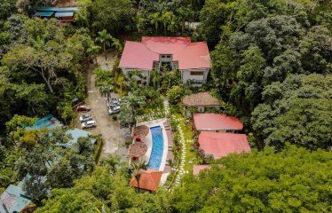 2-BEDROOM CONDO NEAR MANUEL ANTONIO NATIONAL PARK