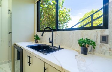 TRIPLEX IN UVITA NEAR THE SEA THREE INDEPENDENT APARTMENTS WITH A POOL AND INVESTMENT POTENTIAL