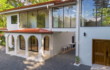 RENOVATED HOUSE WITH POOL AND SOLAR POWER IN CINCO VENTANAS, OJOCHAL – 4.17 ACRES