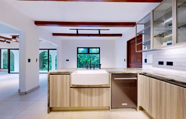 RENOVATED HOUSE WITH POOL AND SOLAR POWER IN CINCO VENTANAS, OJOCHAL – 4.17 ACRES