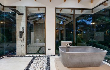 RENOVATED HOUSE WITH POOL AND SOLAR POWER IN CINCO VENTANAS, OJOCHAL – 4.17 ACRES