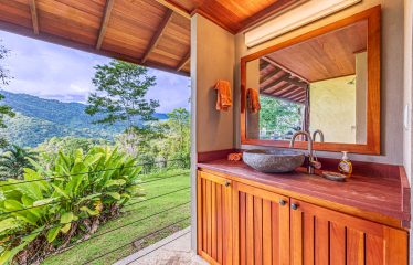 MOUNTAIN RETREAT WITH PANORAMIC OCEAN AND SUNSET VIEWS, NEAR UVITA – 12 ACRES