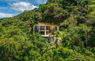 LUXURY RESIDENCE 3 BEDROOM HOME ON 6 ACRES WITH PACIFIC OCEAN VIEWS, IN MATAPALO