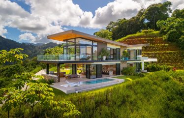 LUXURY HOME WITH OCEAN VIEWS, SOLAR POWER, AND CONTEMPORARY DESIGN, IN OJOCHAL – 1.24 ACRES
