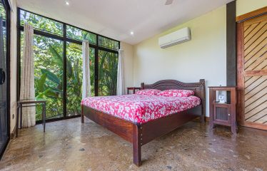 LUXURY RESIDENCE 3 BEDROOM HOME ON 6 ACRES WITH PACIFIC OCEAN VIEWS, IN MATAPALO