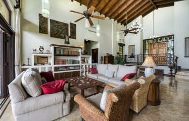 CASA LADERA: EXCLUSIVE ESTATE WITH PANORAMIC PACIFIC VIEWS, IN ESCALERAS – 6.21 ACRES