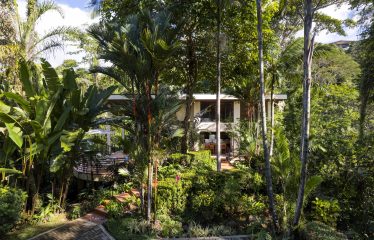 PRIVATE HOME WITH POOL, JUNGLE, AND PANORAMIC PACIFIC VIEWS, IN UVITA – 2.72 ACRES
