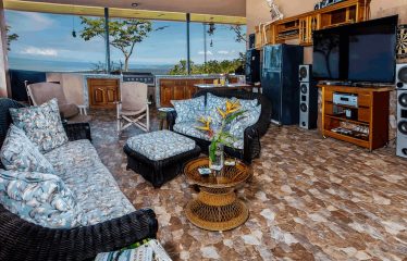 91.2-ACRE PRIVATE ESTATE WITH A MANSION, PANORAMIC OCEAN VIEWS, AND TROPICAL RAINFOREST, IN PLAYA MATAPALO