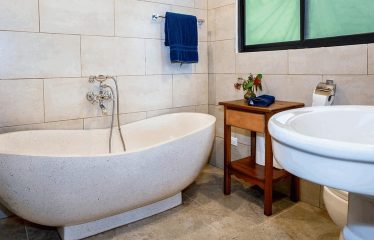 91.2-ACRE PRIVATE ESTATE WITH A MANSION, PANORAMIC OCEAN VIEWS, AND TROPICAL RAINFOREST, IN PLAYA MATAPALO