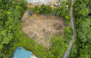 LAND WITH OCEAN VIEWS AND BUILDING POTENTIAL, IN PLAYA HERMOSA – 1.79 ACRES