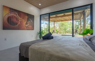 NATURAL RETREAT WITH THREE BEDROOMS IN TINAMASTES WITH A YEAR-ROUND STREAM AND DEVELOPMENT POTENTIAL – 3.5 ACRES