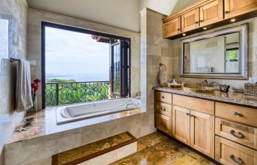 CASA LADERA: EXCLUSIVE ESTATE WITH PANORAMIC PACIFIC VIEWS, IN ESCALERAS – 6.21 ACRES