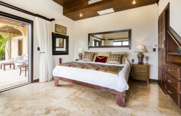 CASA LADERA: EXCLUSIVE ESTATE WITH PANORAMIC PACIFIC VIEWS, IN ESCALERAS – 6.21 ACRES