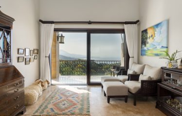 CASA LADERA: EXCLUSIVE ESTATE WITH PANORAMIC PACIFIC VIEWS, IN ESCALERAS – 6.21 ACRES