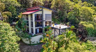 LUXURY RESIDENCE 3 BEDROOM HOME ON 6 ACRES WITH PACIFIC OCEAN VIEWS, IN MATAPALO