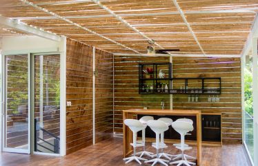 VILLA CAIMITO: EXCLUSIVE 9-BEDROOM PROPERTY WITH PACIFIC VIEWS, IN MANUEL ANTONIO