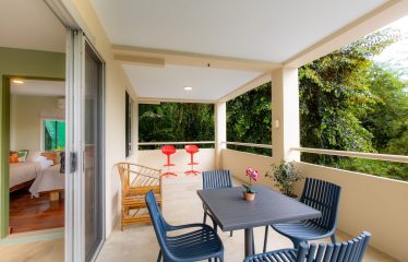 VILLA CAIMITO: EXCLUSIVE 9-BEDROOM PROPERTY WITH PACIFIC VIEWS, IN MANUEL ANTONIO