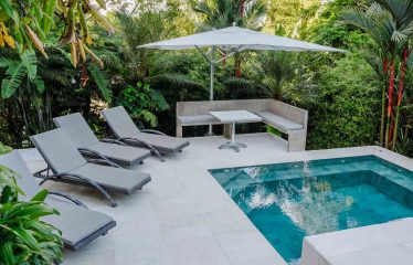 LUXURY VILLA WITH GUEST HOUSE AND HIGH RENTAL POTENTIAL, IN TULEMAR MANUEL ANTONIO