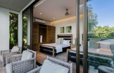 LUXURY VILLA WITH GUEST HOUSE AND HIGH RENTAL POTENTIAL, IN TULEMAR MANUEL ANTONIO