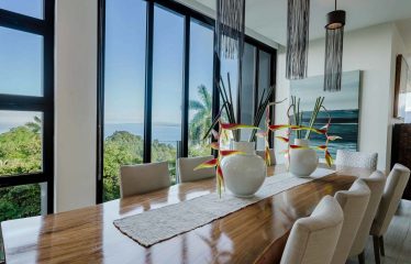 LUXURY VILLA WITH GUEST HOUSE AND HIGH RENTAL POTENTIAL, IN TULEMAR MANUEL ANTONIO